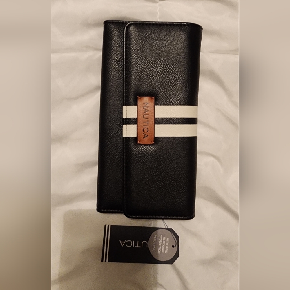 Nautica Wallet
